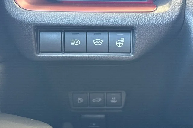 New 2027 Wind Chill Pearl <sup>1</sup> Toyota  XSE Premium image 30
