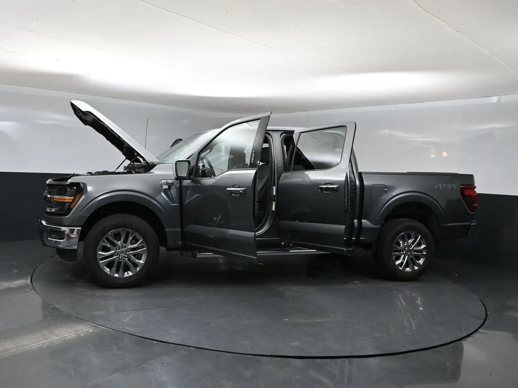 New 2026 Gray Ford XLT image 43