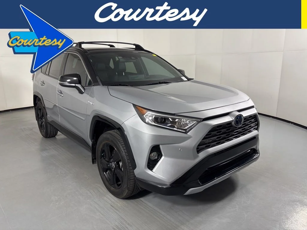 2021 Toyota RAV4 Hybrid XSE AWD's photo