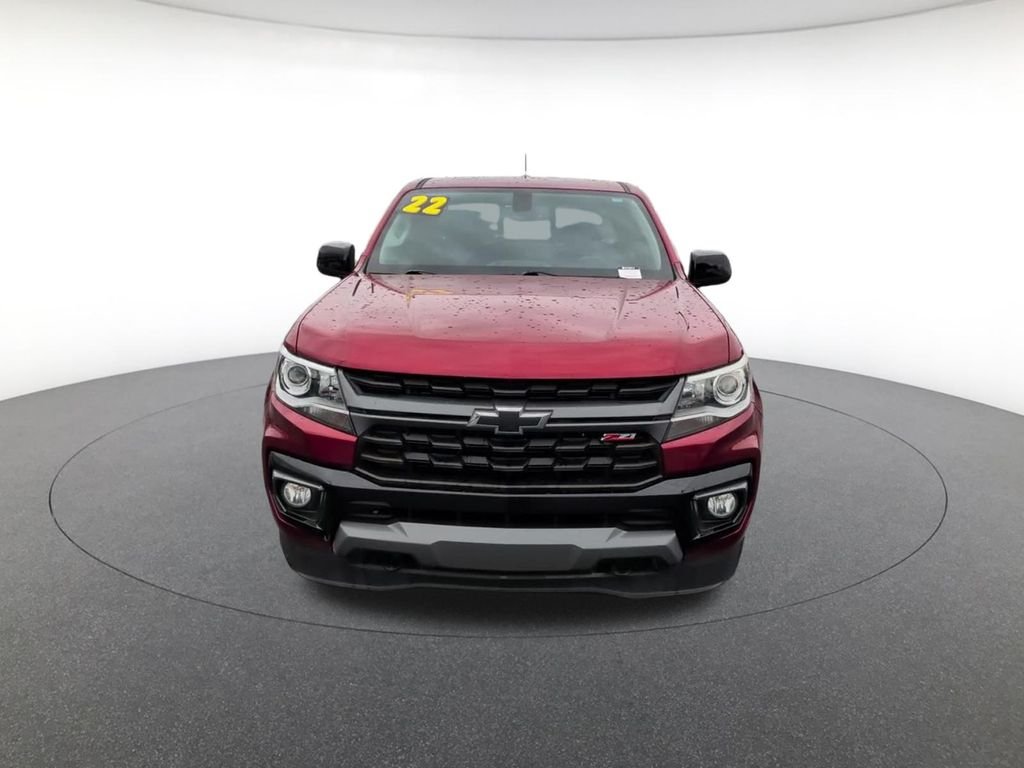 Used 2022 Red Chevrolet Z71 image 17