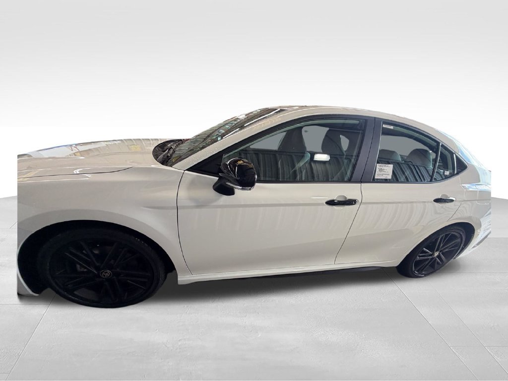 New 2026  Toyota SE Nightshade image 2