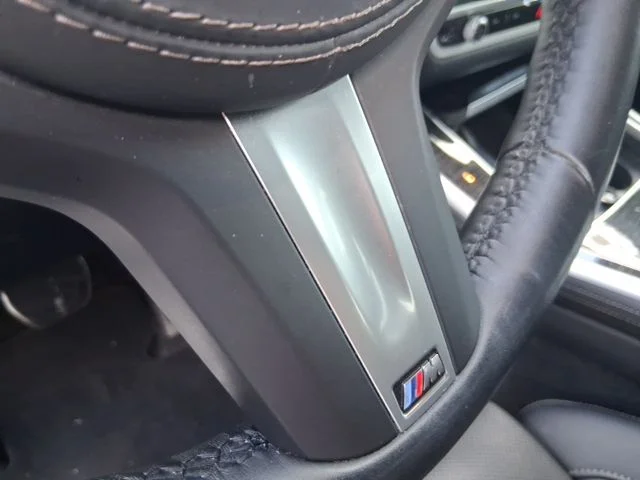 Used 2025 Gray BMW xDrive40i image 13
