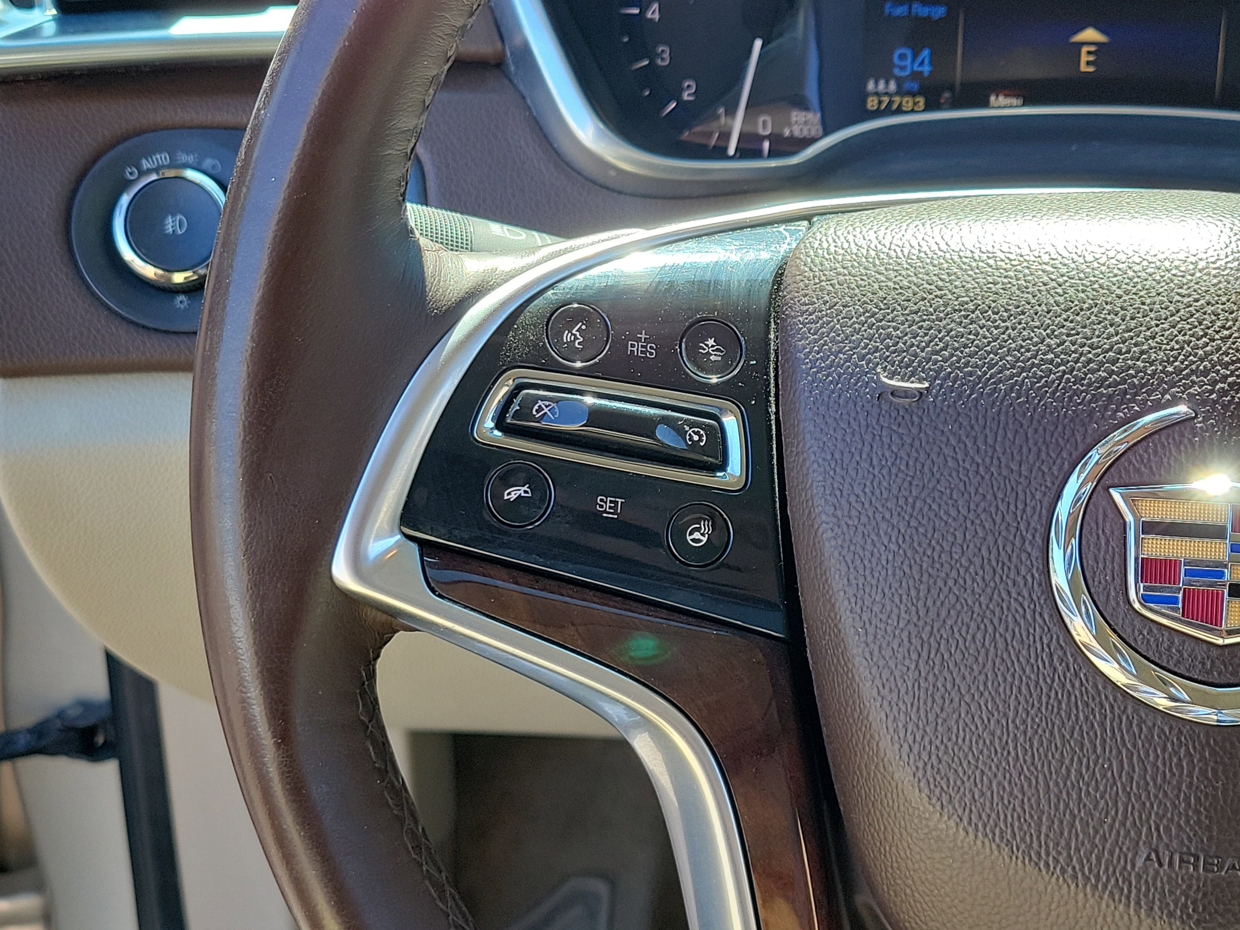 Used 2013 Silver Coast Metallic Cadillac Performance image 24