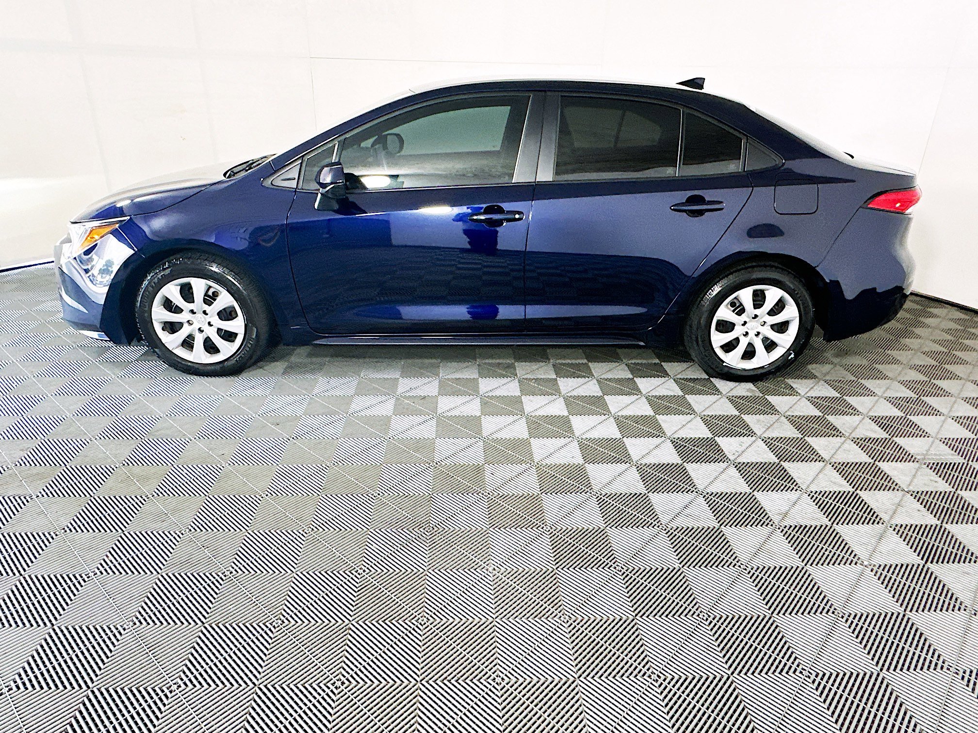 Used 2025 Blueprint Toyota LE image 6