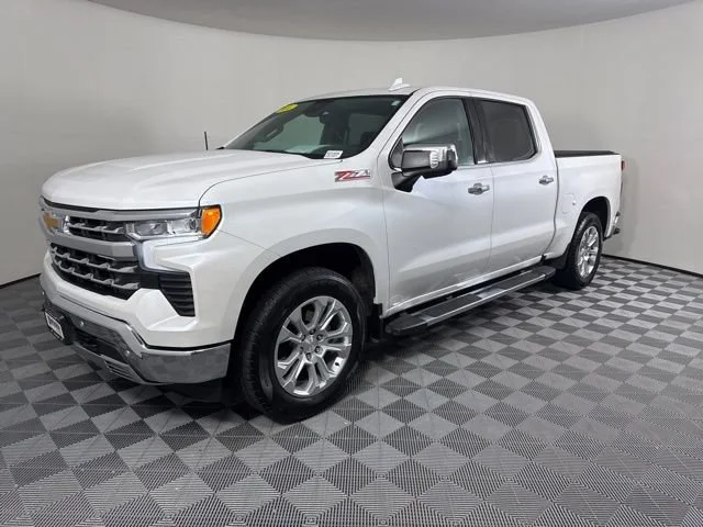 Used 2024 Iridescent Pearl Tricoat Chevrolet LTZ image 5