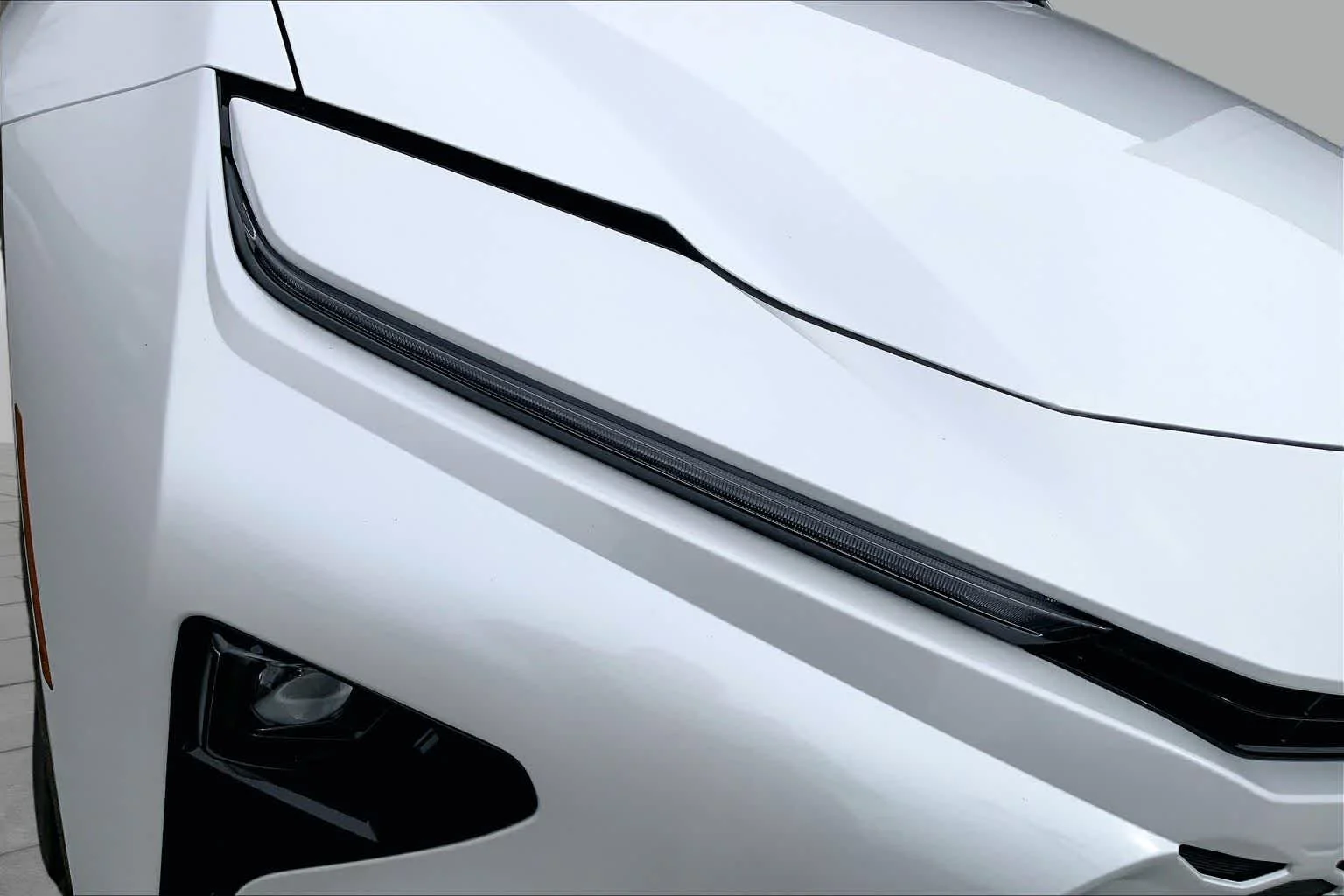 New 2026 Oxygen White Toyota XLE image 13