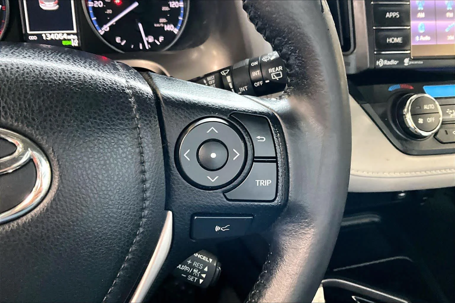 Used 2018 Magnetic Gray Metallic Toyota XLE image 24