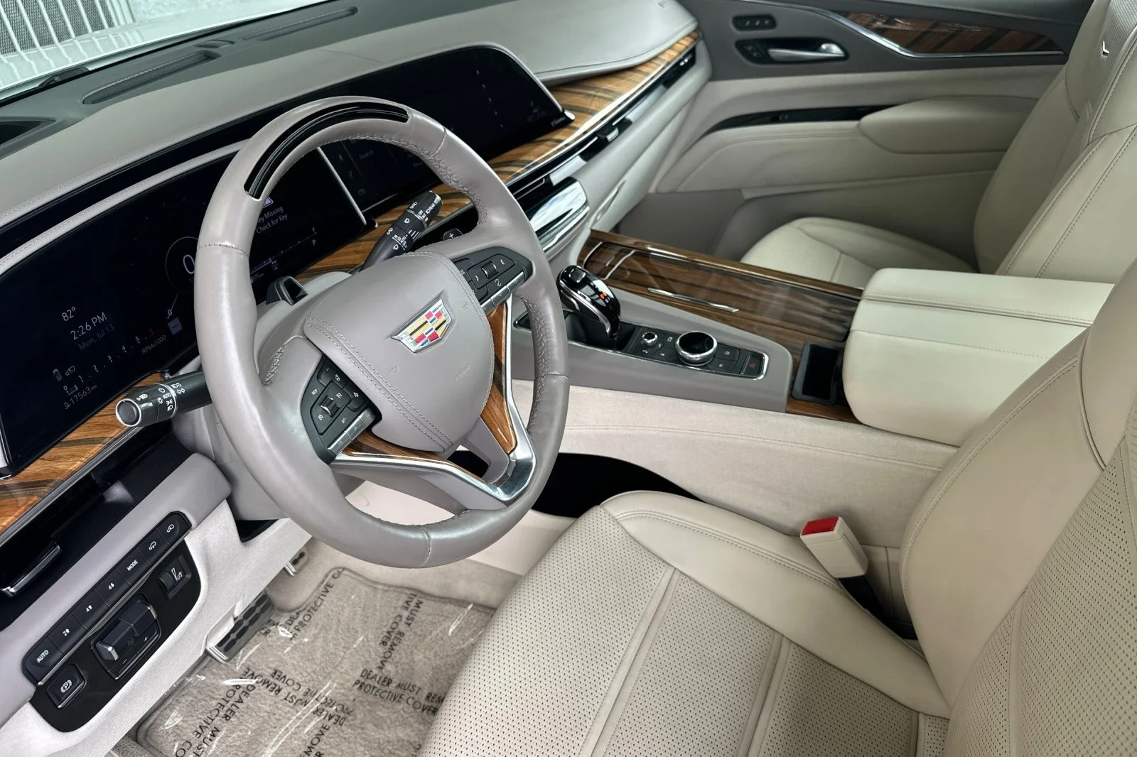 Used 2024 Crystal White Tricoat Cadillac 4WD Sport Platinum image 9