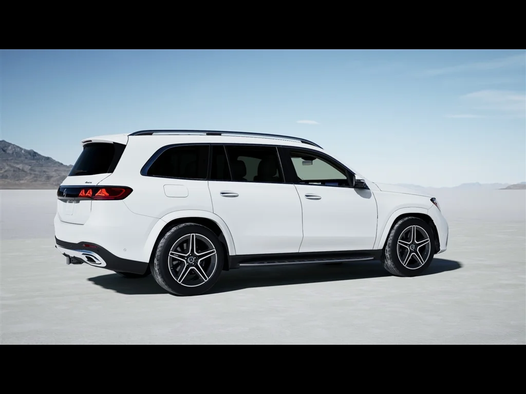 New 2027 Polar White Mercedes-Benz GLS 450 image 14
