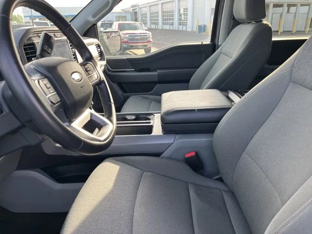 Used 2024 Gray Ford XLT image 8