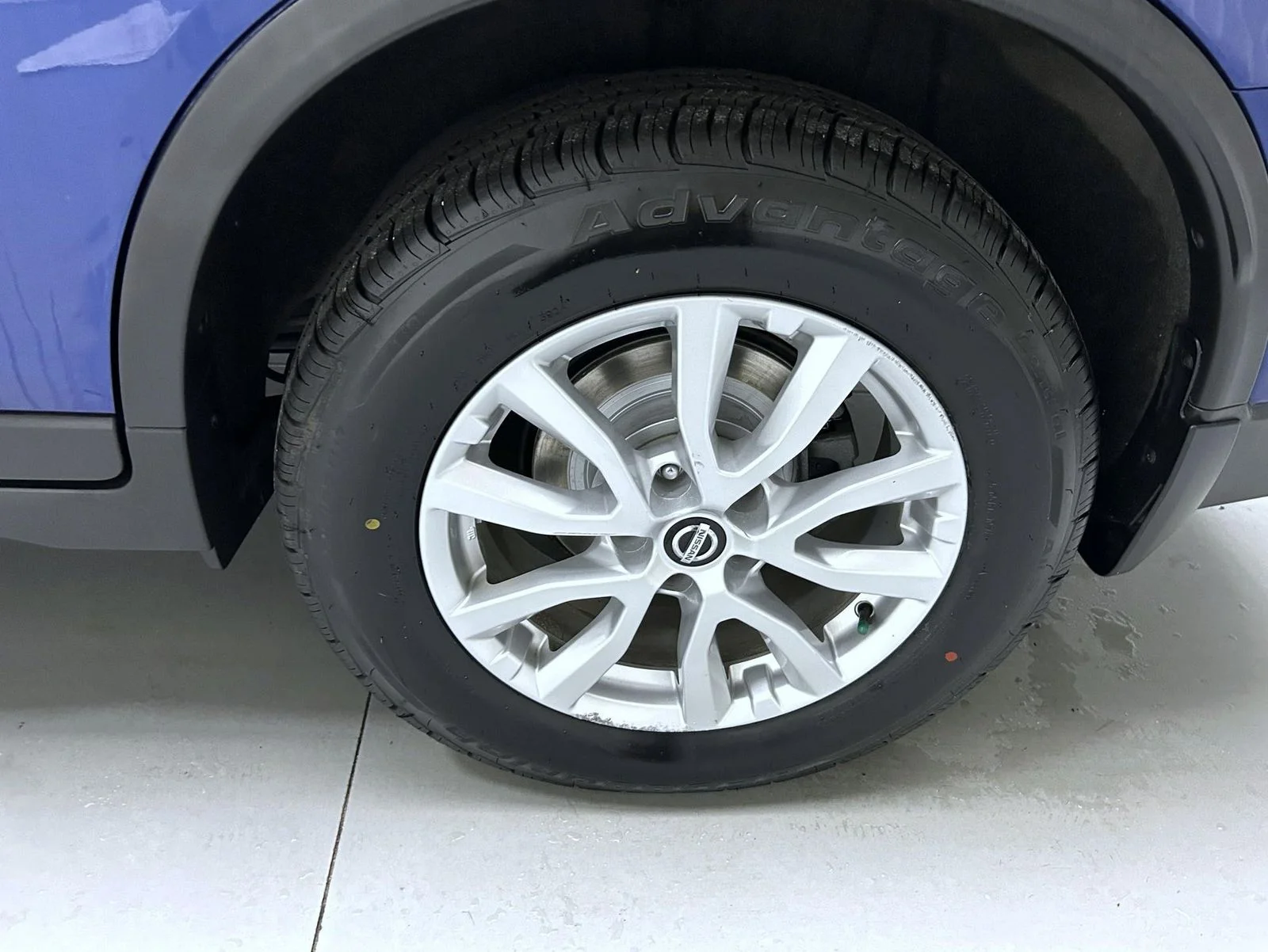 Used 2017 Blue Nissan SV image 22