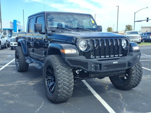 Used 2023  Jeep Sport S image 24