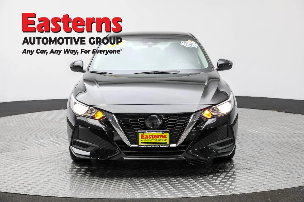 Used 2022 Black Nissan SV image 2