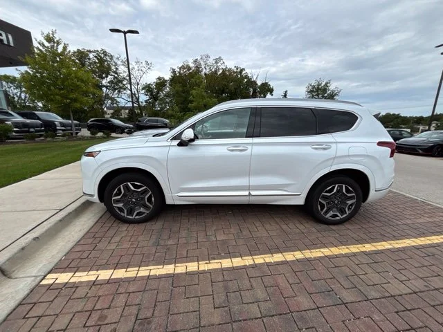 Used 2021 Gray Hyundai Calligraphy image 2