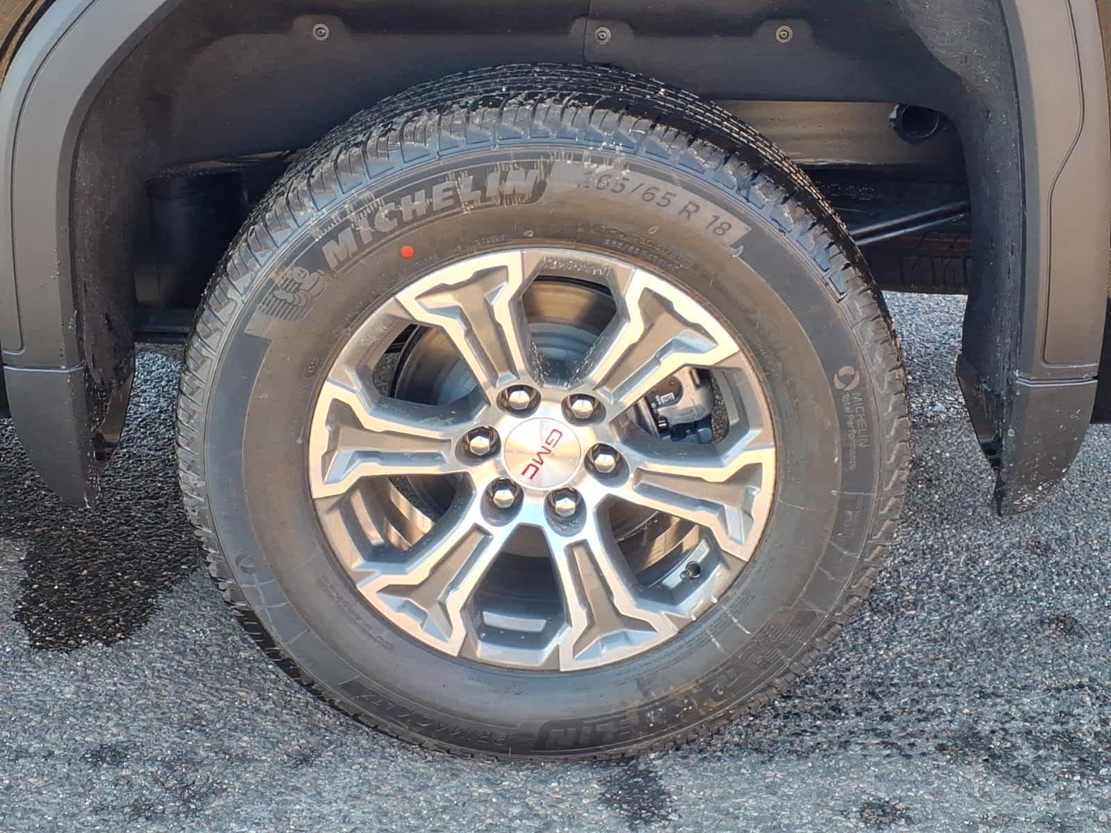 2026 GMC Sierra 1500 SLT - Photo 4