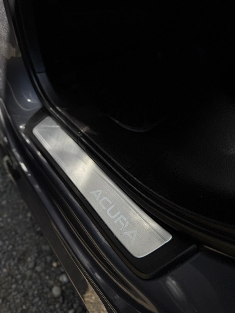 Used 2017 Modern Steel Metallic Acura Base image 37