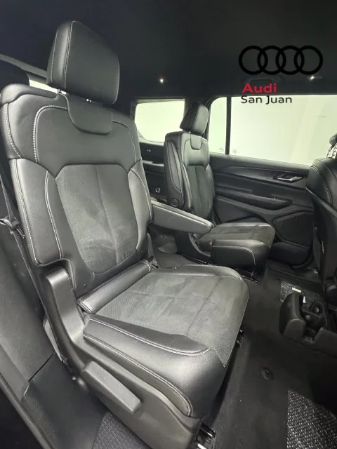 Used 2024 Black Jeep Altitude X image 27