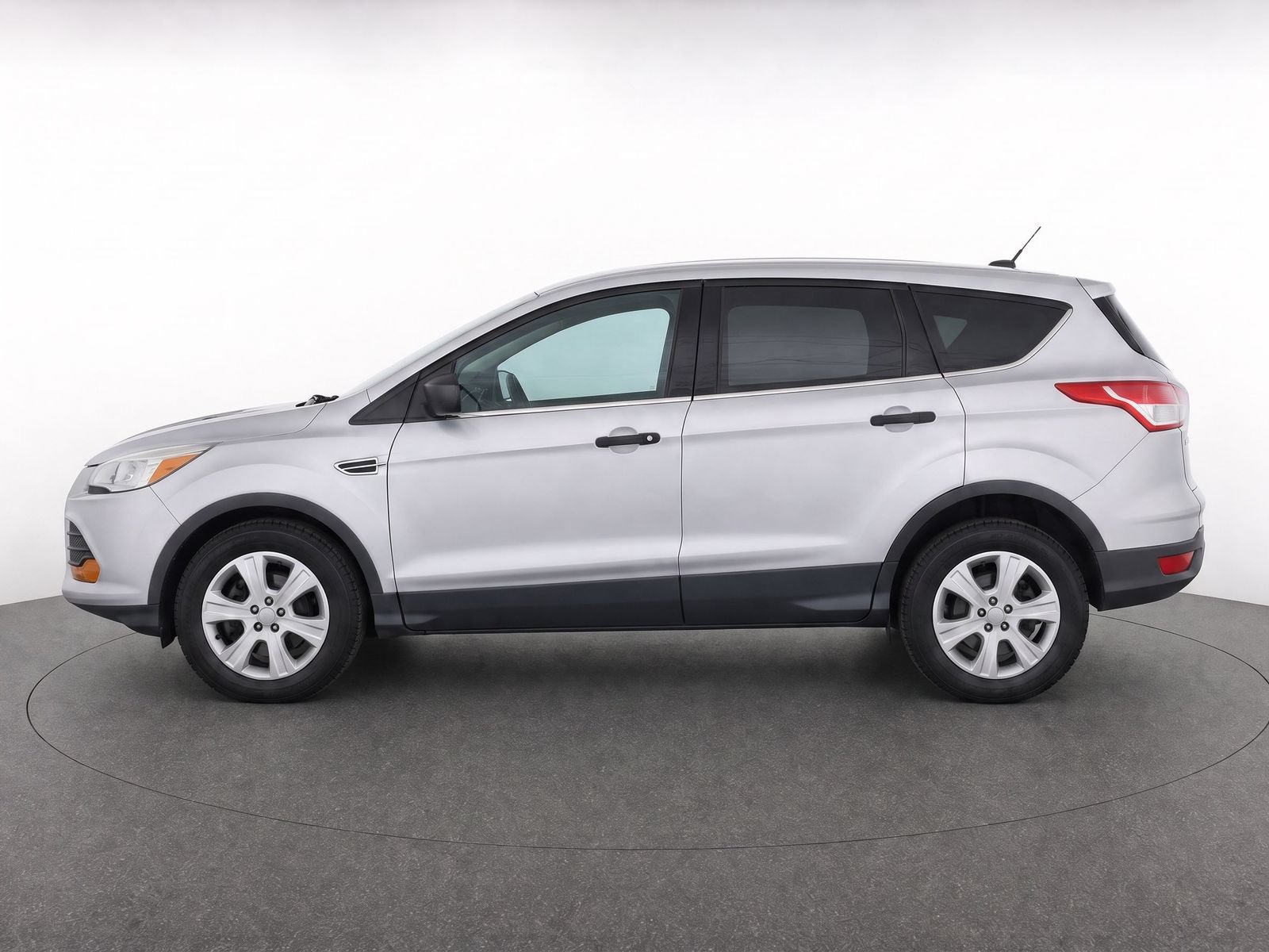 Used 2014 Ingot Silver Metallic Ford S image 2