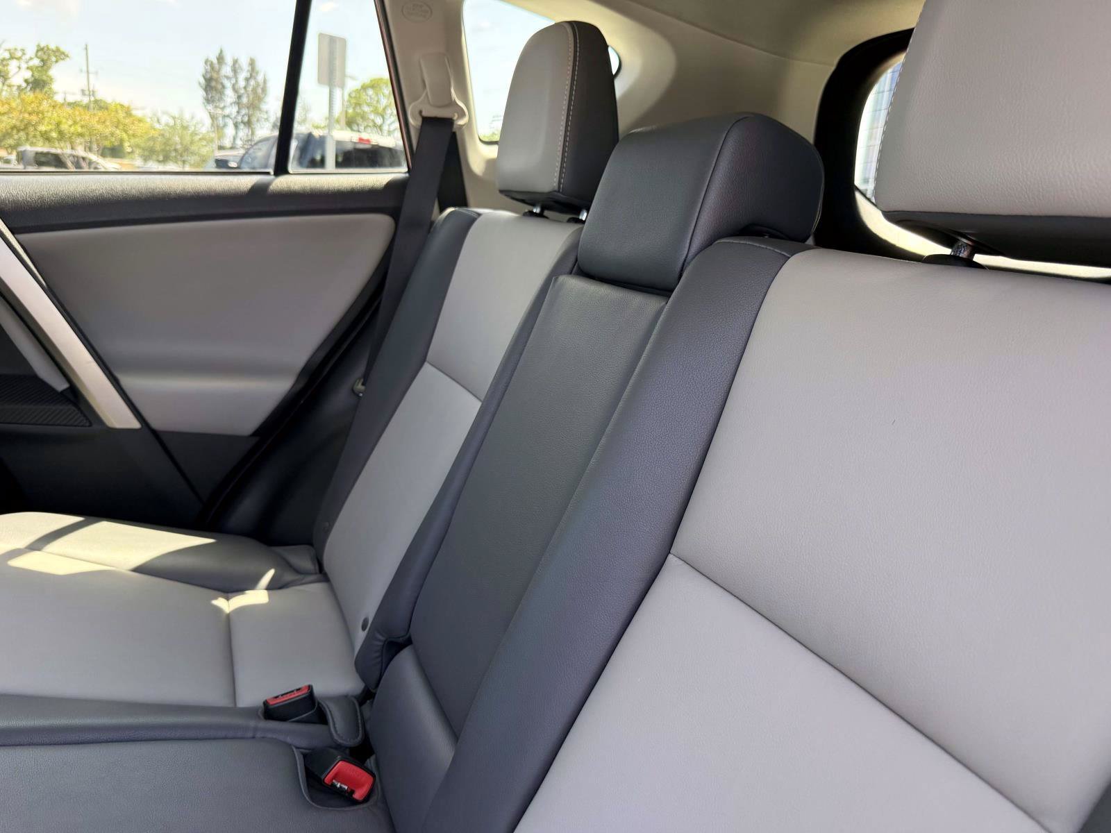 Used 2014 Barcelona Red Metallic Toyota Limited image 13