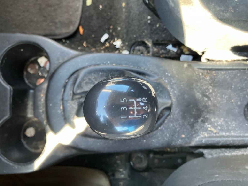 Used 2018 White Nissan 1.6 S image 15