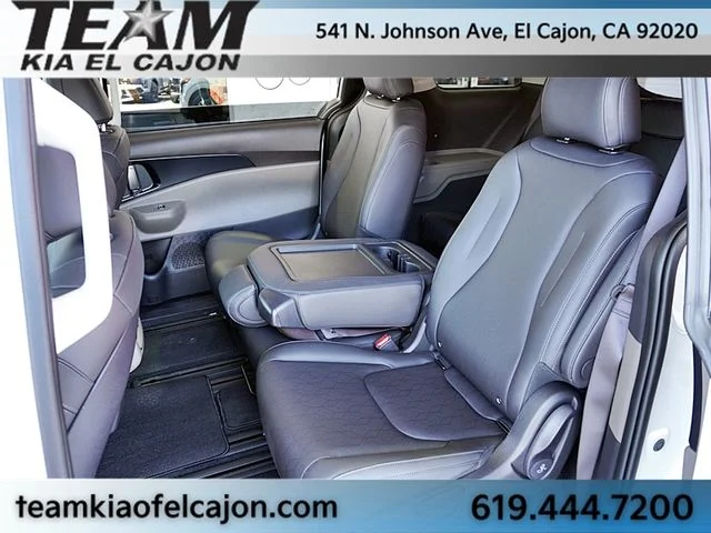 New 2026 White Kia LXS image 19