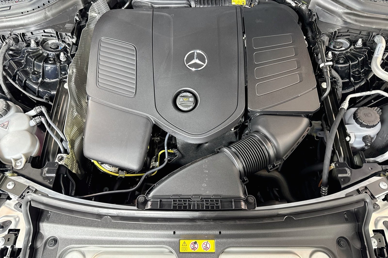 New 2026 Black Mercedes-Benz GLC 300 image 28