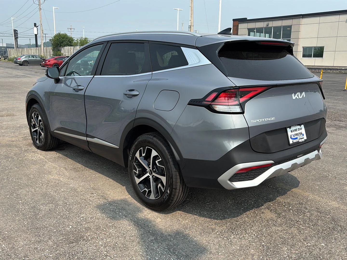 Used 2024 Everlasting Silver Kia EX image 5