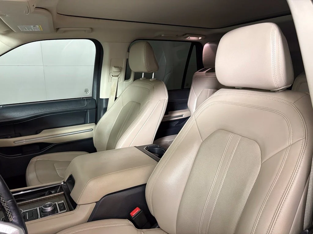 Used 2022 Black Ford Limited image 21