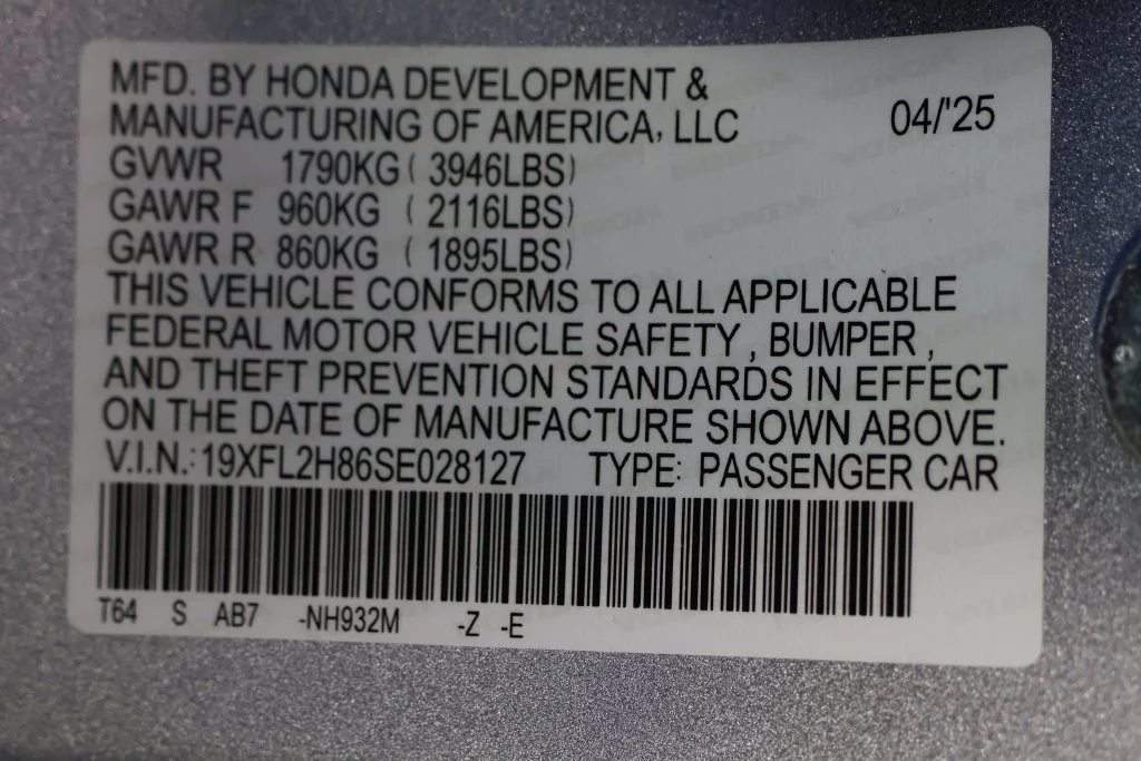 Certified Used 2025 Solar Silver Metallic Honda Sport image 28