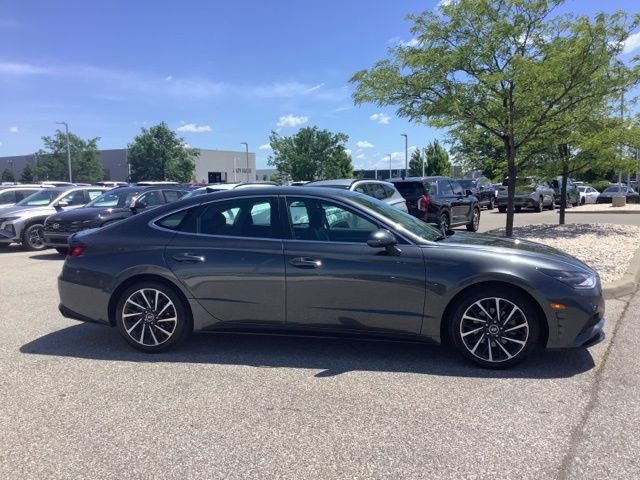 Certified Used 2023 Gray Hyundai Limited image 4