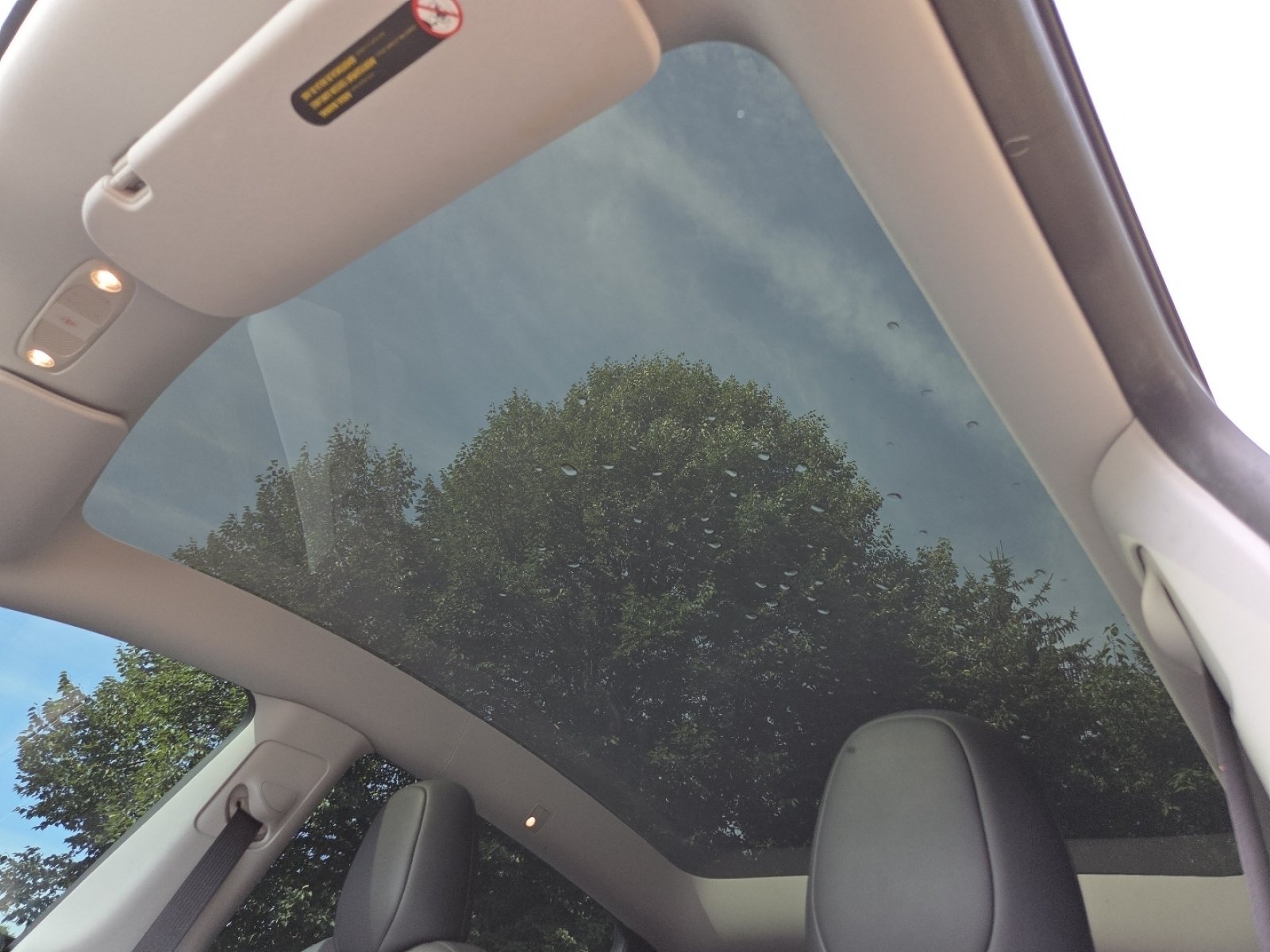 Used 2024 Stealth Gray Tesla Long Range image 3