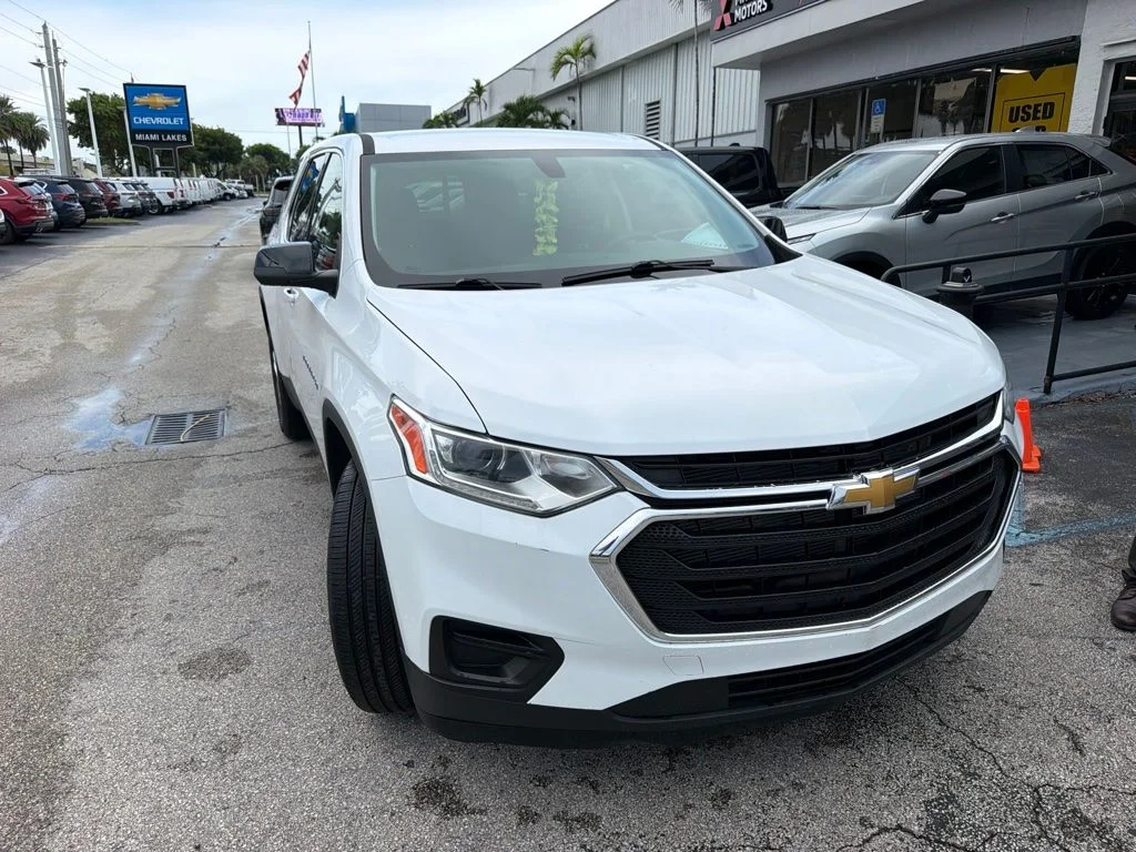 Used 2021 Summit White Chevrolet LS image 1