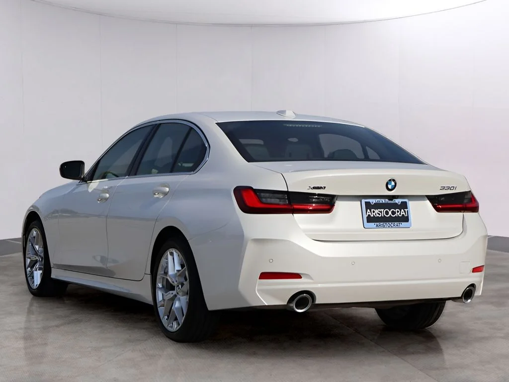 Used 2026 White BMW 330i xDrive image 5