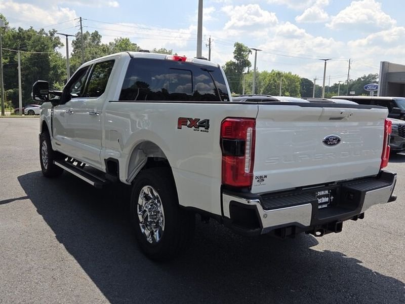 New 2026 Star White Metallic Tri-Coat Ford F-250® Lariat® image 12