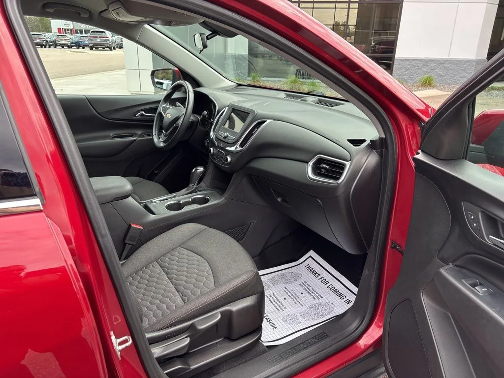 Used 2019 Cajun Red Tintcoat Chevrolet LT image 33