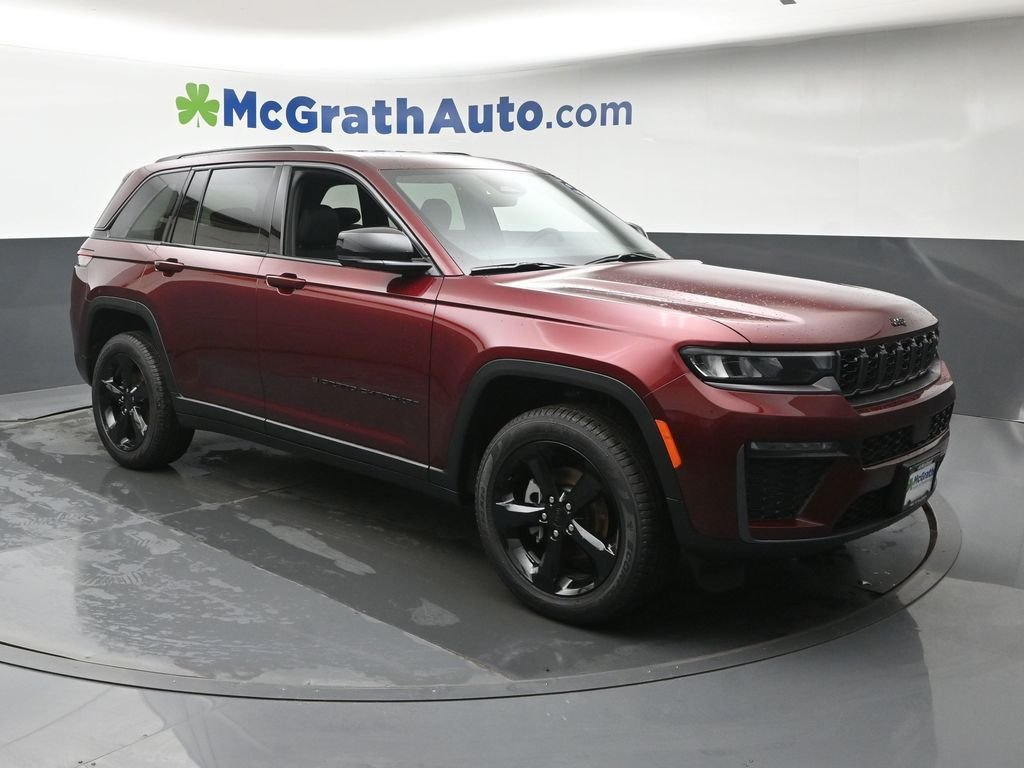 New 2026 Velvet Red Pearl-Coat Exterior Paint Jeep Limited image 2