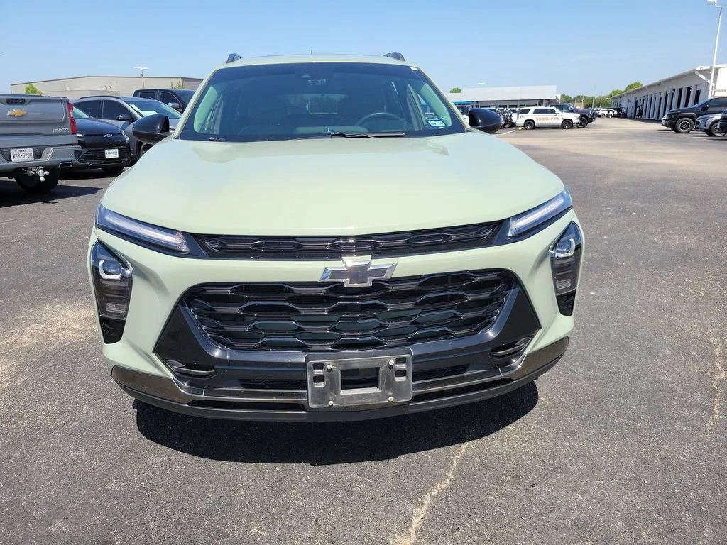 Used 2024 Cacti Green Chevrolet ACTIV image 29