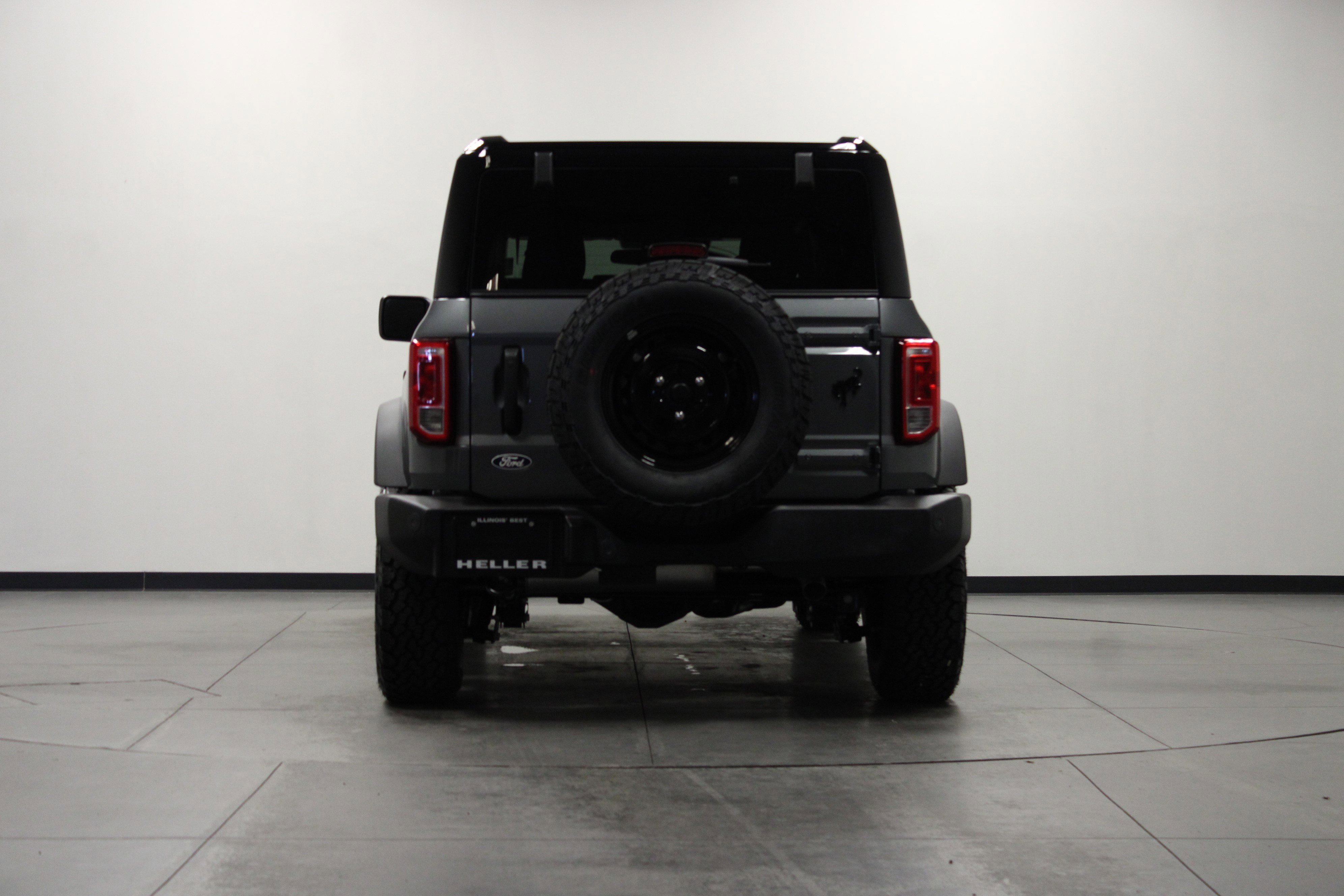 New 2026 Carbonized Gray Metallic Ford Big Bend image 5