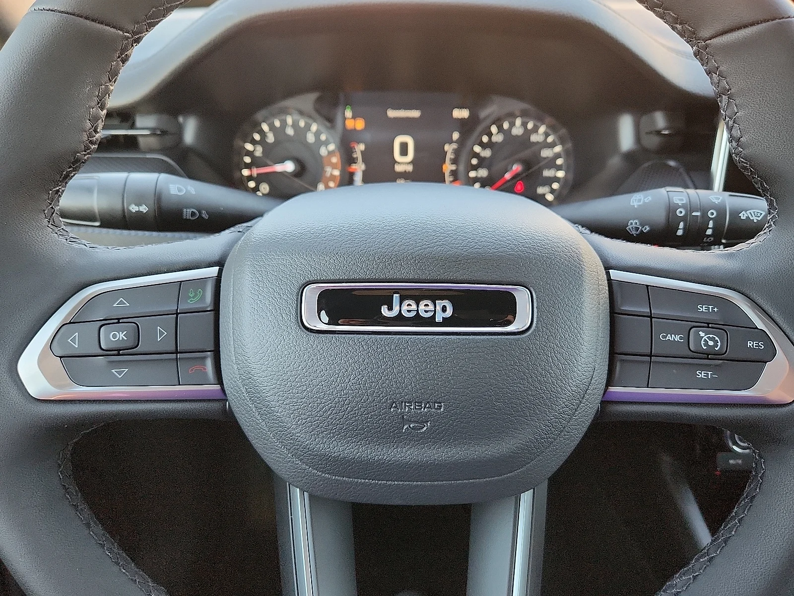 New 2026 PR6 Red Hot Pea Jeep LATITUDE ALTITUDE 4X4 image 19