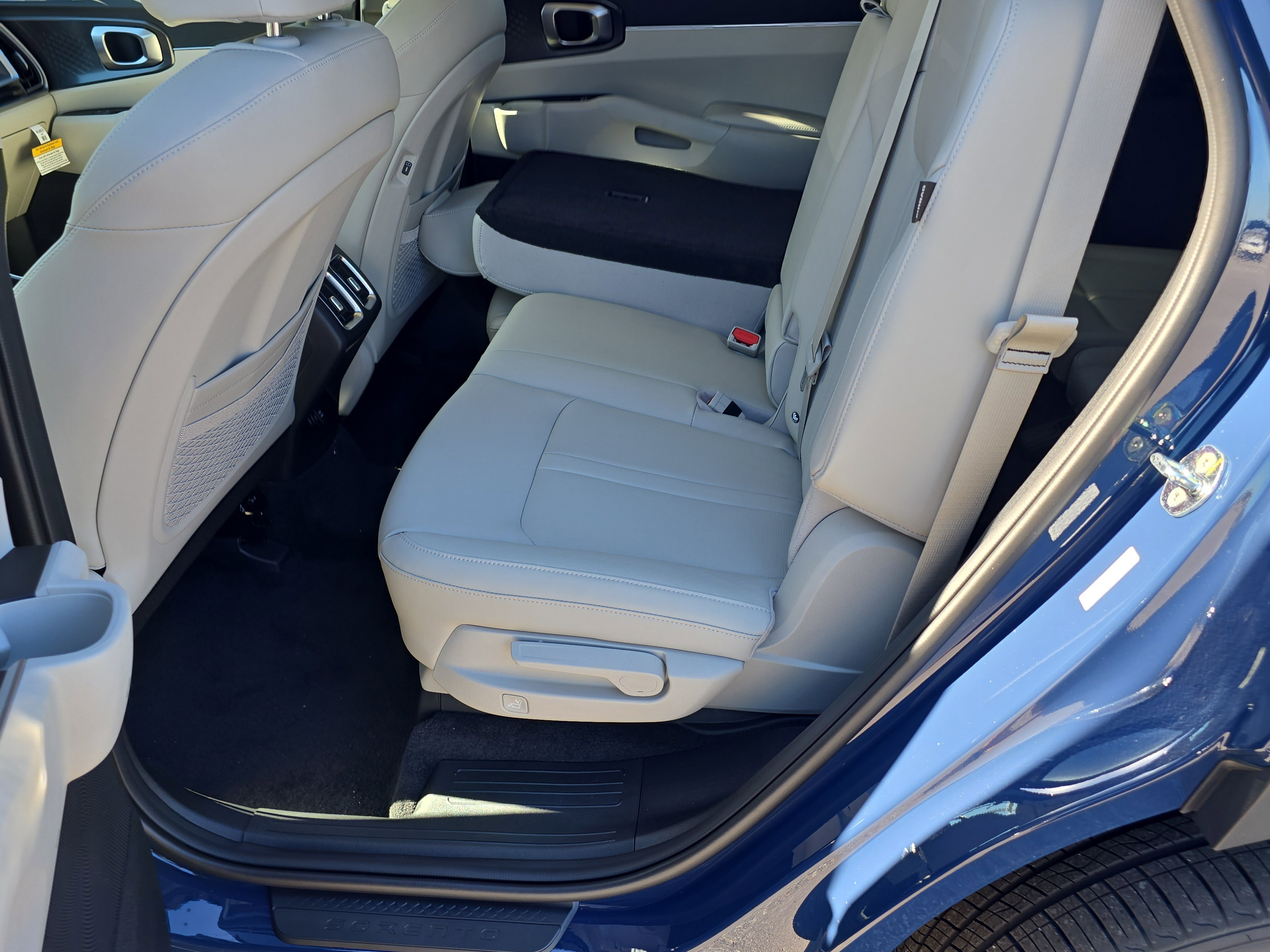 New 2026 Midnight Lake Blue Kia S image 18
