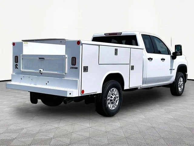 New 2026 Summit White Chevrolet WT image 6