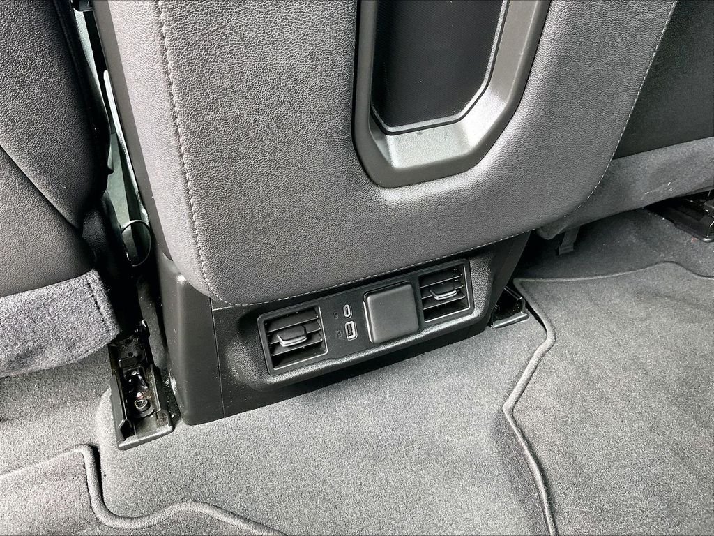 Used 2025 Silver GMC SLT image 26