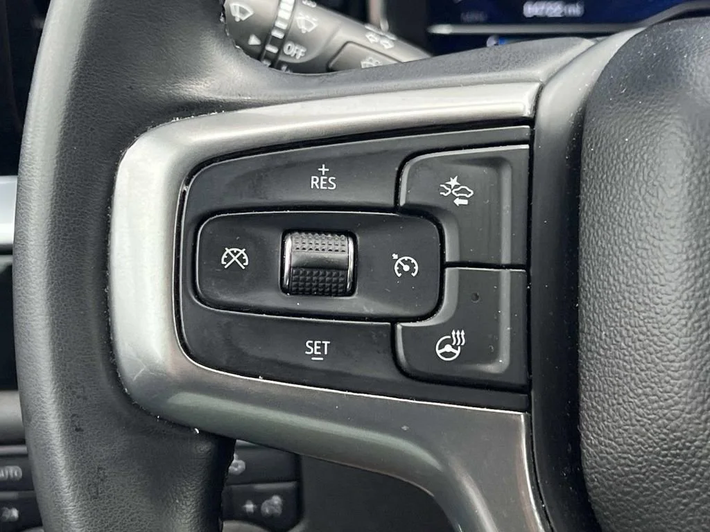 Used 2023 Northsky Blue Metallic Chevrolet LT image 23