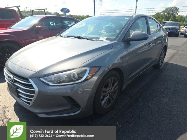Used 2018 Machine Gray Hyundai SEL image 1