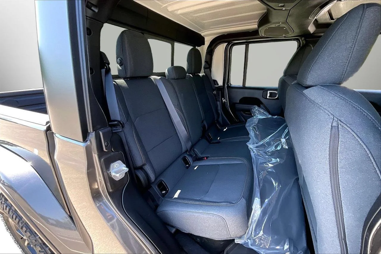 New 2026 Granite Crystal Metallic Clearcoat Jeep Willys image 17