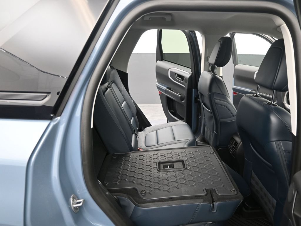 Used 2024 Gray Ford Outer Banks image 33