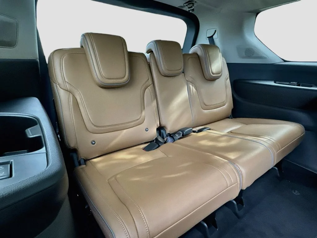 New 2027 BLACK OBSIDIAN INFINITI Luxe 2WD image 29