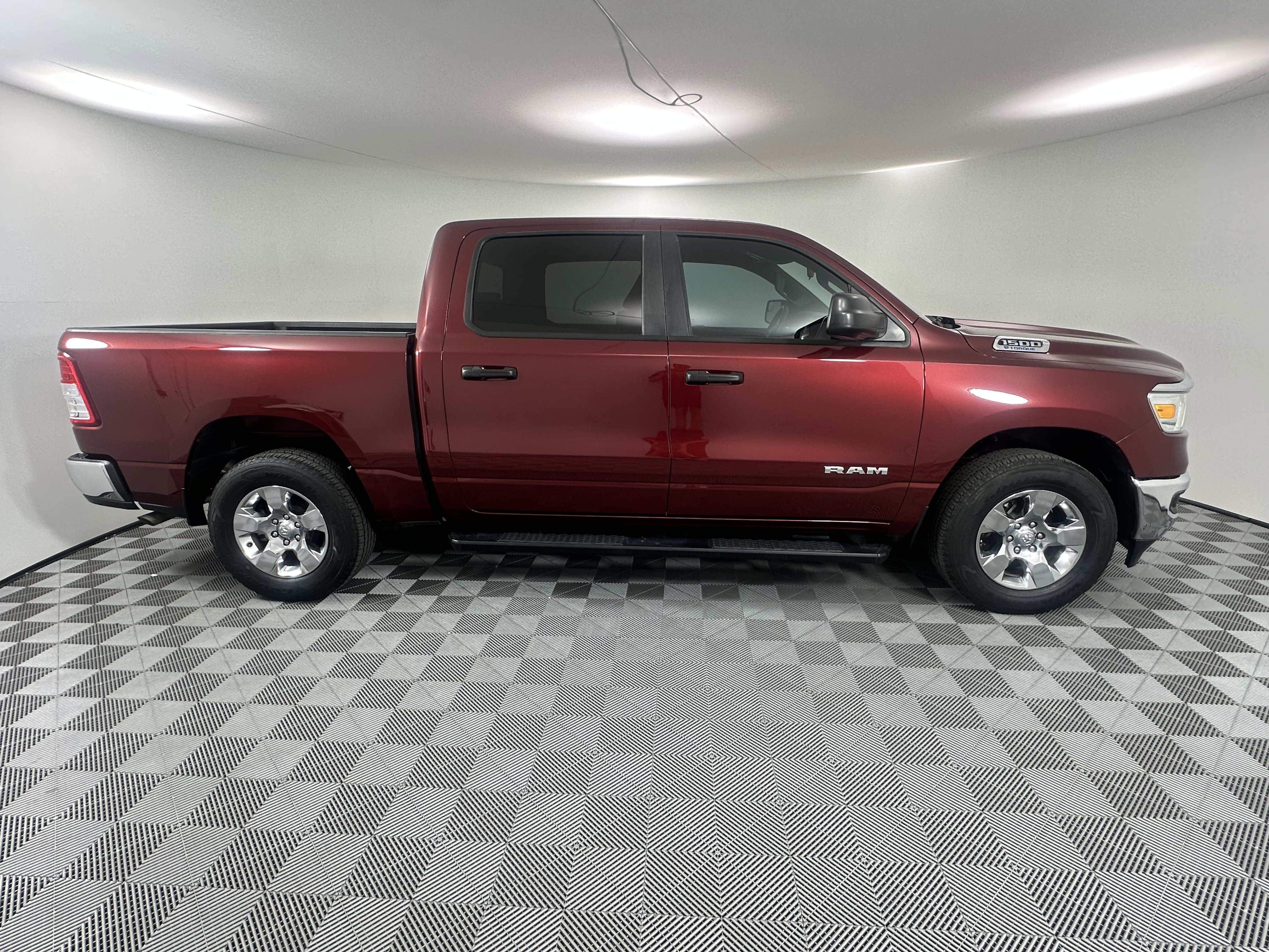 Certified Used 2023 Delmonico Red Pearlcoat Ram Big Horn image 6