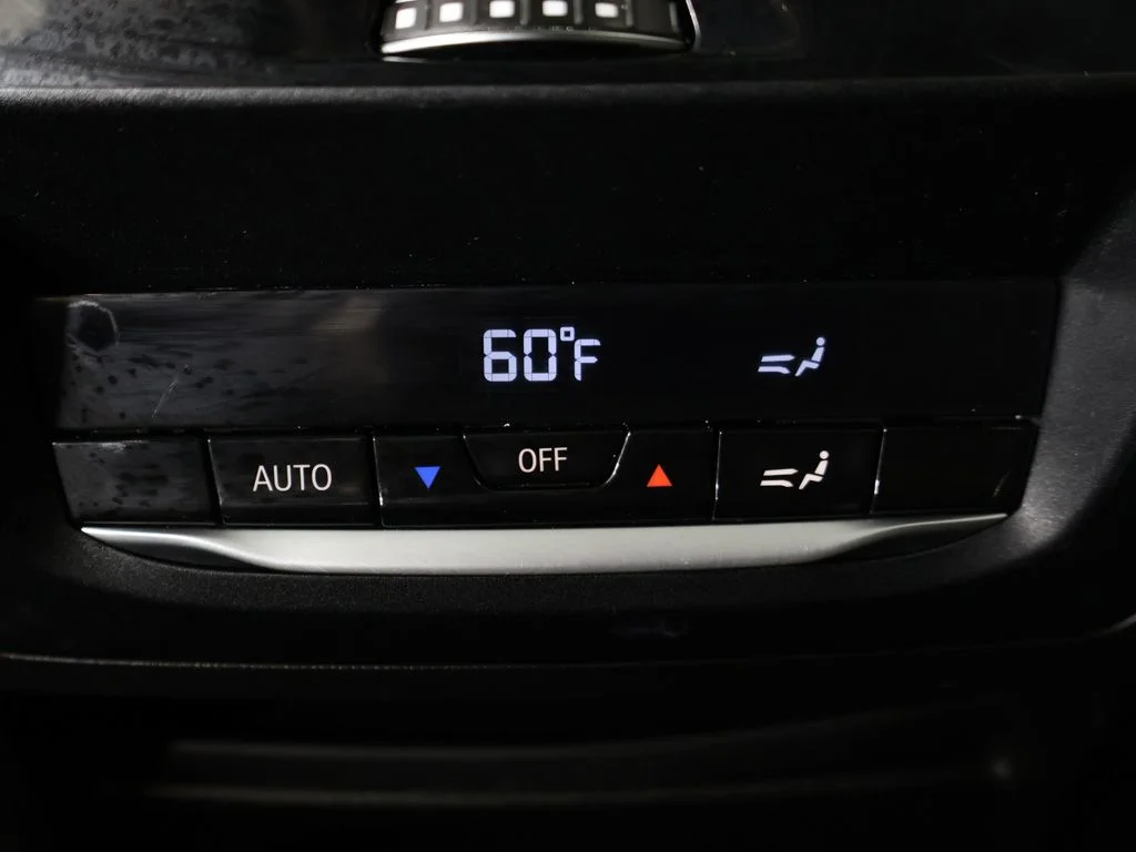 Used 2022 Carbon Black Metallic BMW xDrive30i image 59