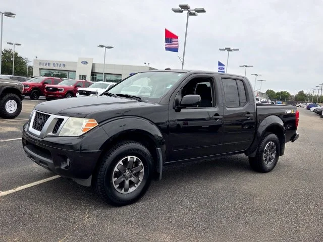 Used 2019 Black Nissan PRO-4X image 3